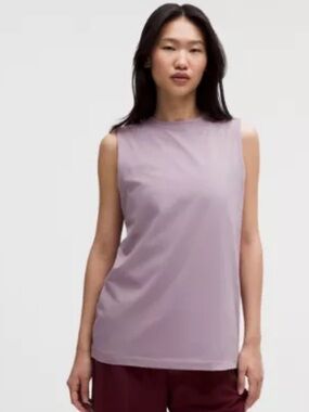 Lululemon blush pink top